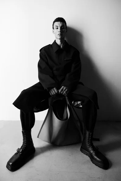 Look 27